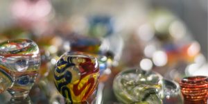 how to clean glass pipe